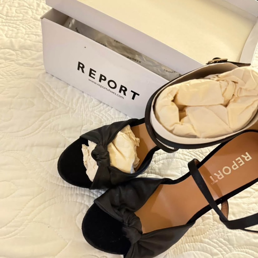 Francesca's Collections Black Heels Elegant Stiletto Slingback